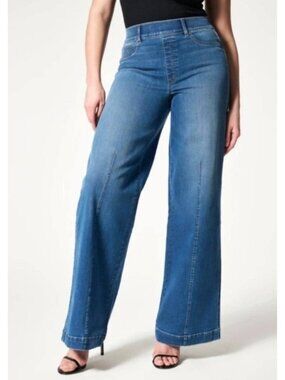 Spanx Women's Sz Medium Seamed Front Wide Leg Pull-on Jeans